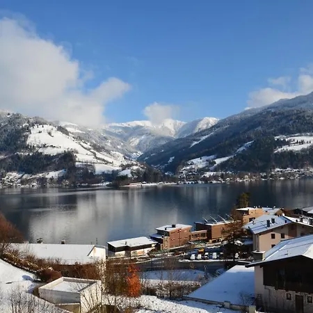 Appartamento Fuchslehen With Terrace And Mountain View By In One Zell am See